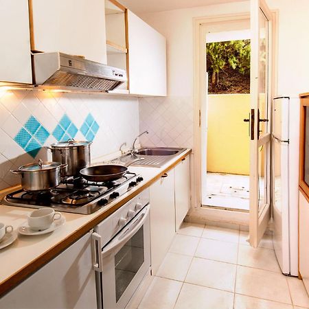 Hotel Punta Est Baja Sardinia Ngoại thất bức ảnh