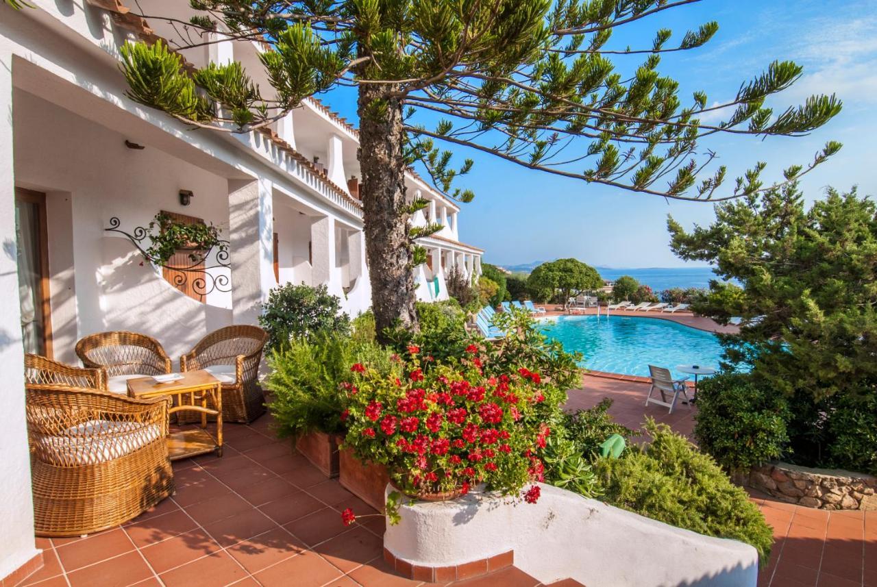 Hotel Punta Est Baja Sardinia Ngoại thất bức ảnh