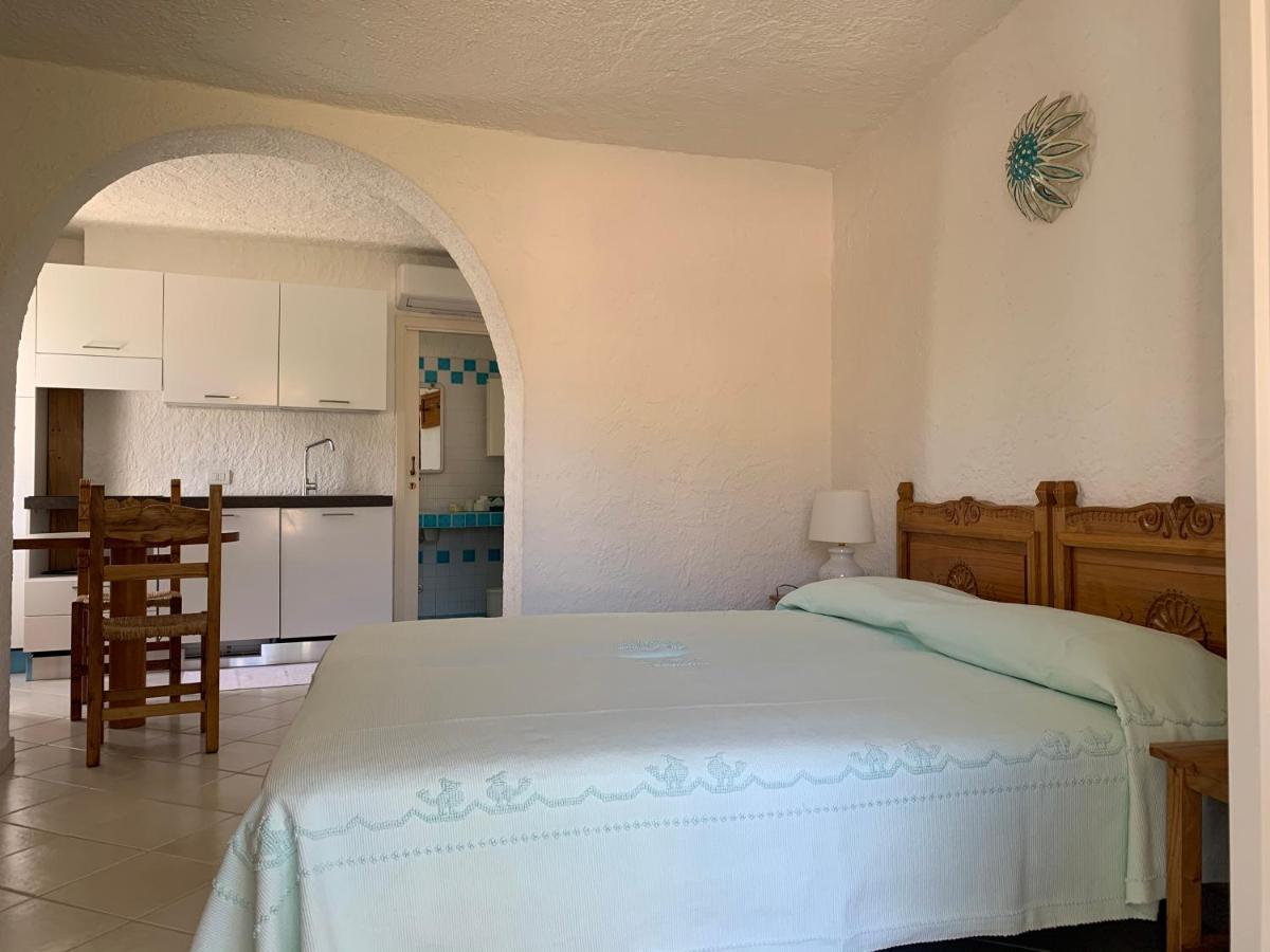 Hotel Punta Est Baja Sardinia Ngoại thất bức ảnh