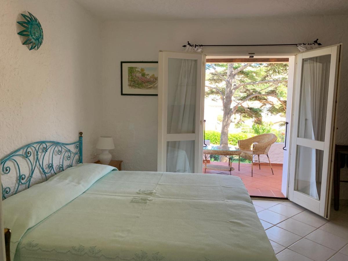 Hotel Punta Est Baja Sardinia Ngoại thất bức ảnh