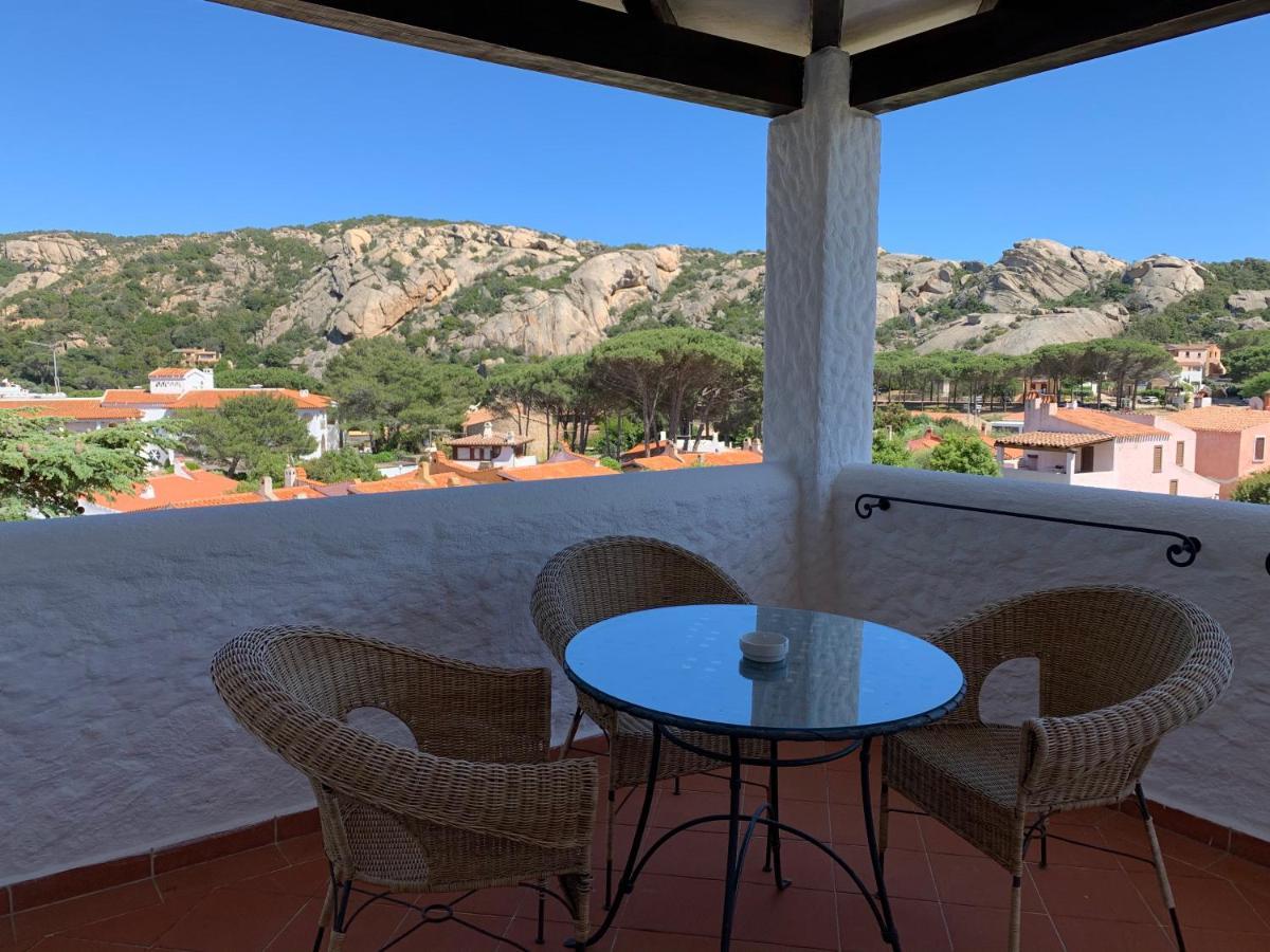Hotel Punta Est Baja Sardinia Ngoại thất bức ảnh