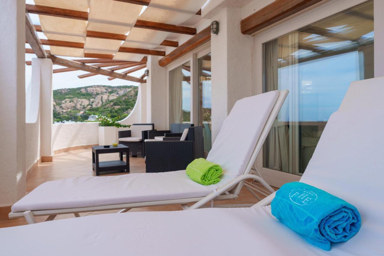 Hotel Punta Est Baja Sardinia Ngoại thất bức ảnh