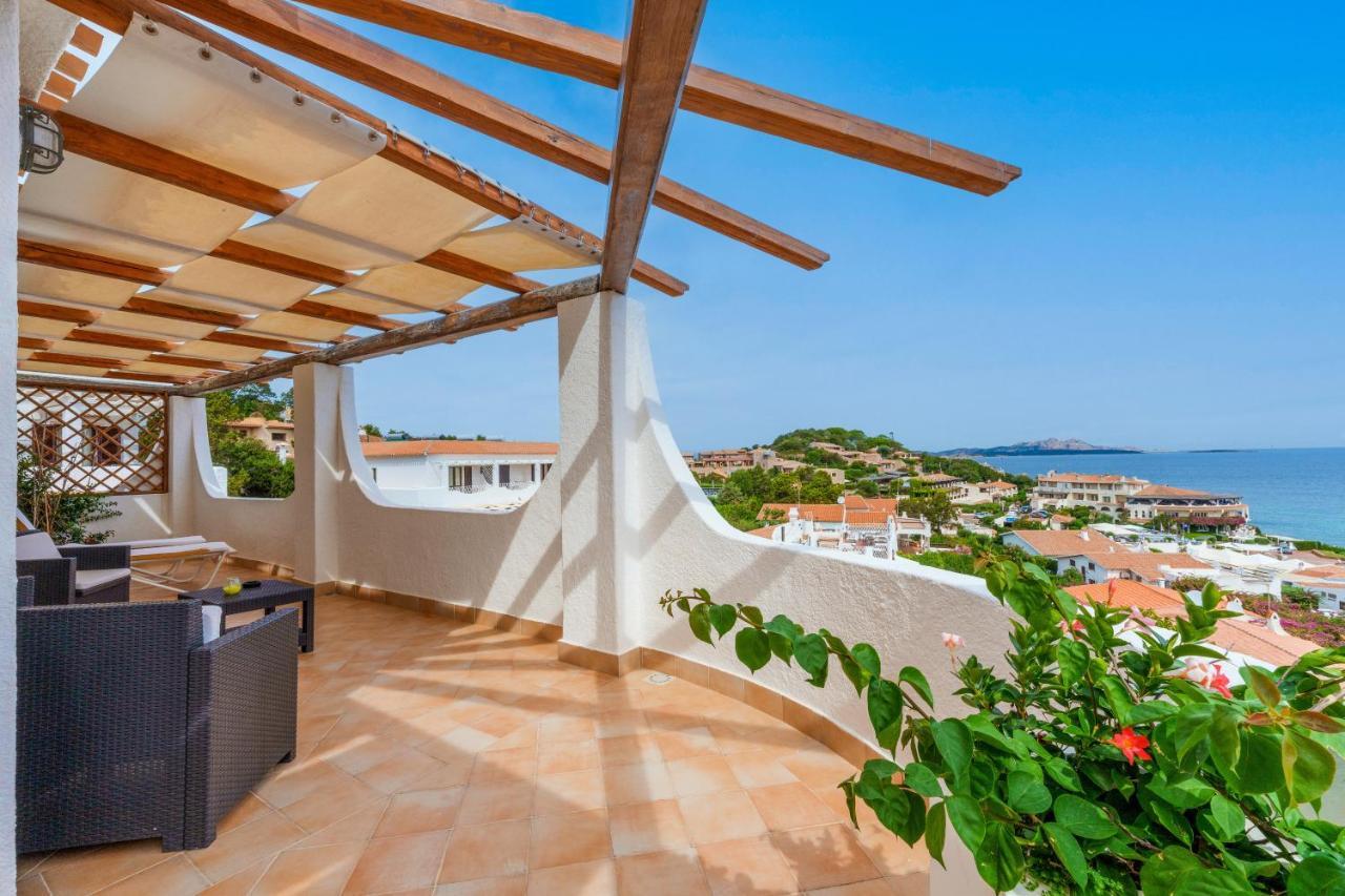 Hotel Punta Est Baja Sardinia Ngoại thất bức ảnh
